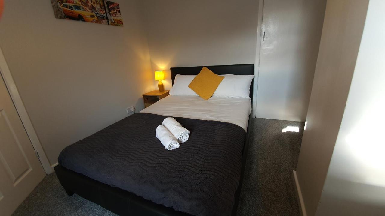 Contractors, City Centre, Parking, 3 Double Rooms, Netflix, Cosy! Coventry Extérieur photo